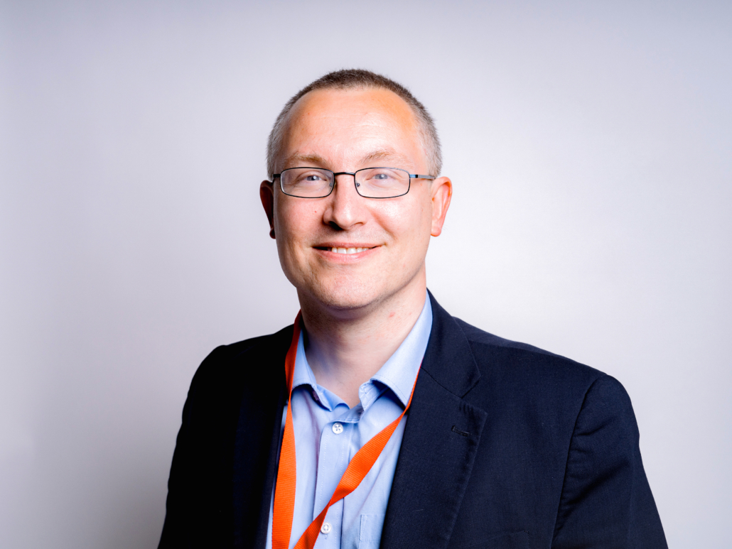 Dr James D. Chalmers MBChB, PhD